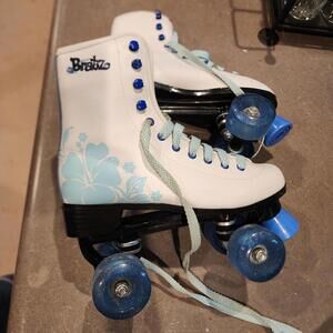 EUC Vintage Bratz Superstylin' Skates Roller Skates Women W6 White & Blue